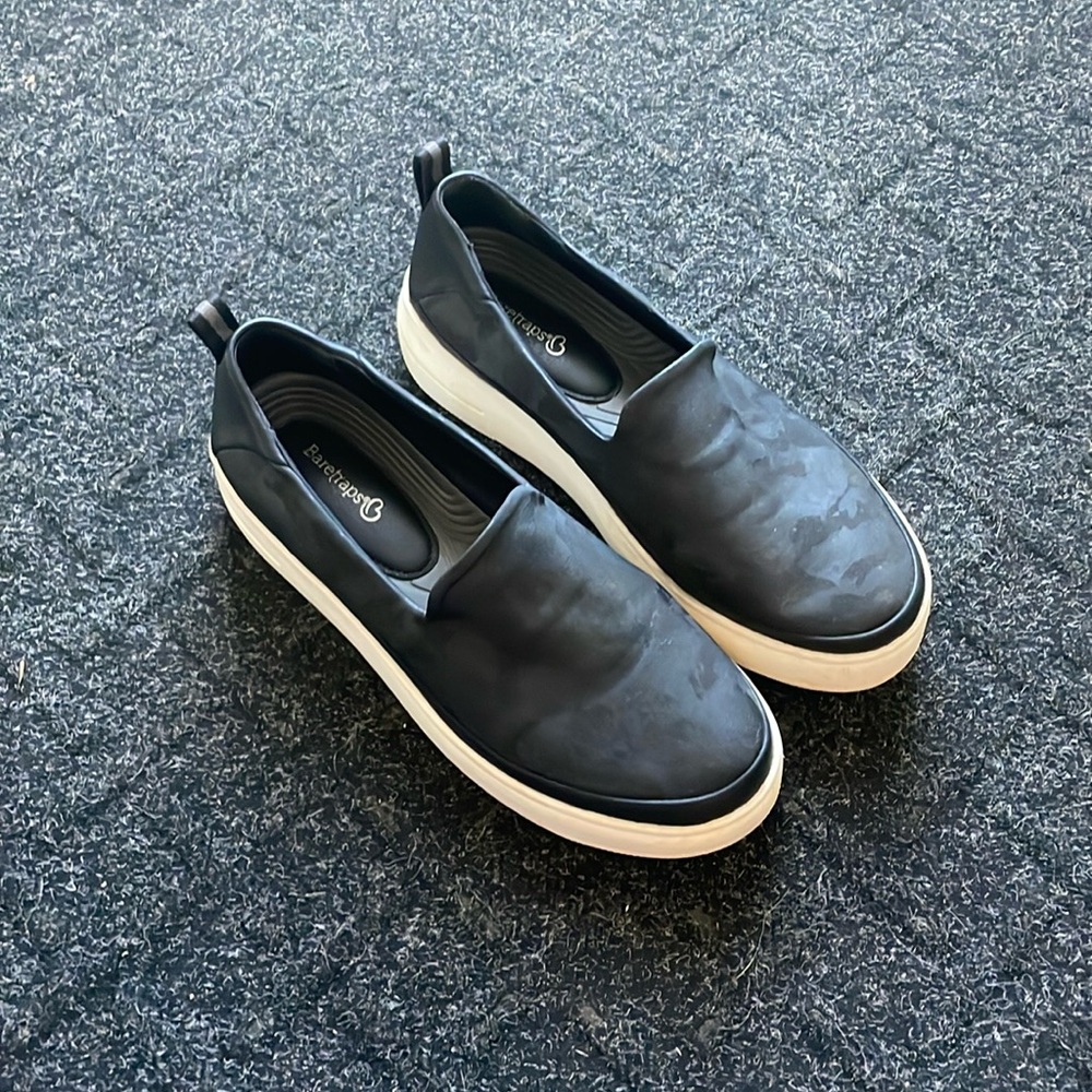 Baretraps Nevin Slip On Sneaker Black Camo